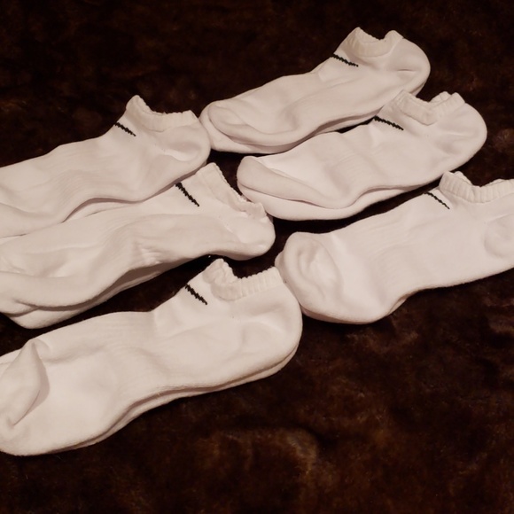 6 prs Nike No Show Socks - sz 8- 12 New - Picture 2 of 4